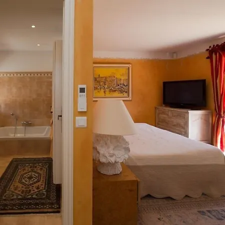 La Tarentane Grimaud