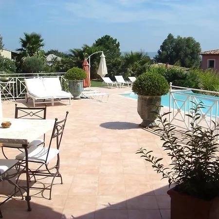 Pensjonat La Tarentane