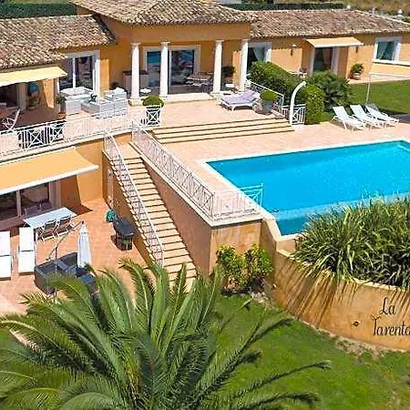 Pensionat La Tarentane 4*