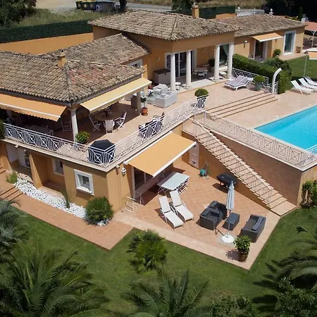 Pensjonat La Tarentane Grimaud