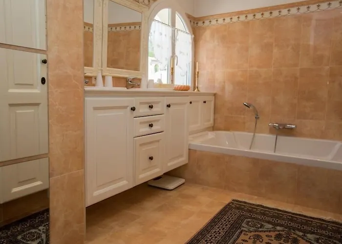 בית הארחה La Tarentane